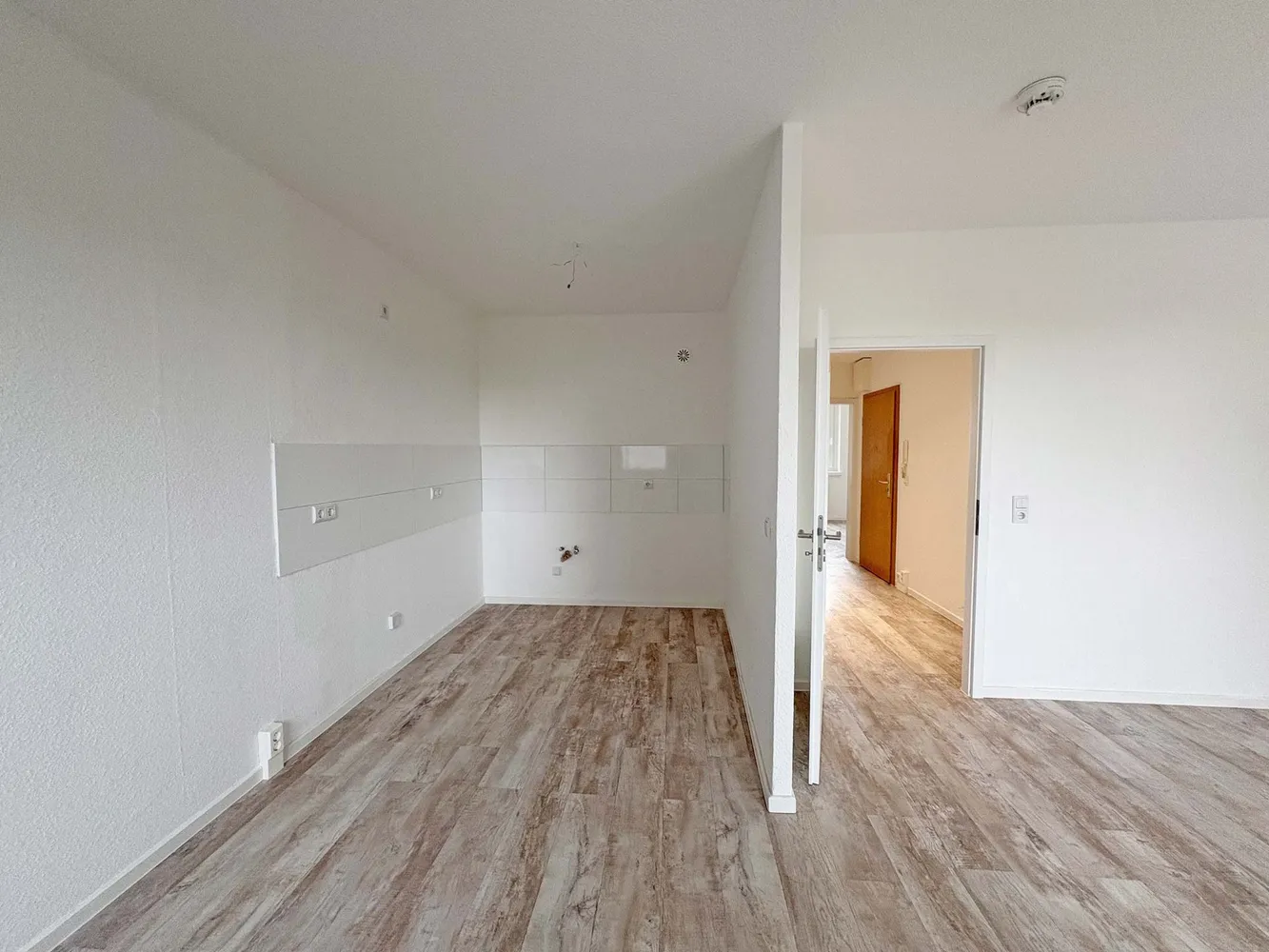 3 Zimmer Wohnung mit 57 m² in Magdeburg – Bild 3
