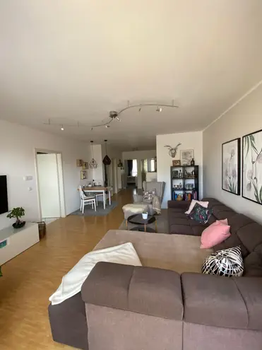 3 Zimmer Wohnung mit 80 m² in Wiesbaden – Bild 2