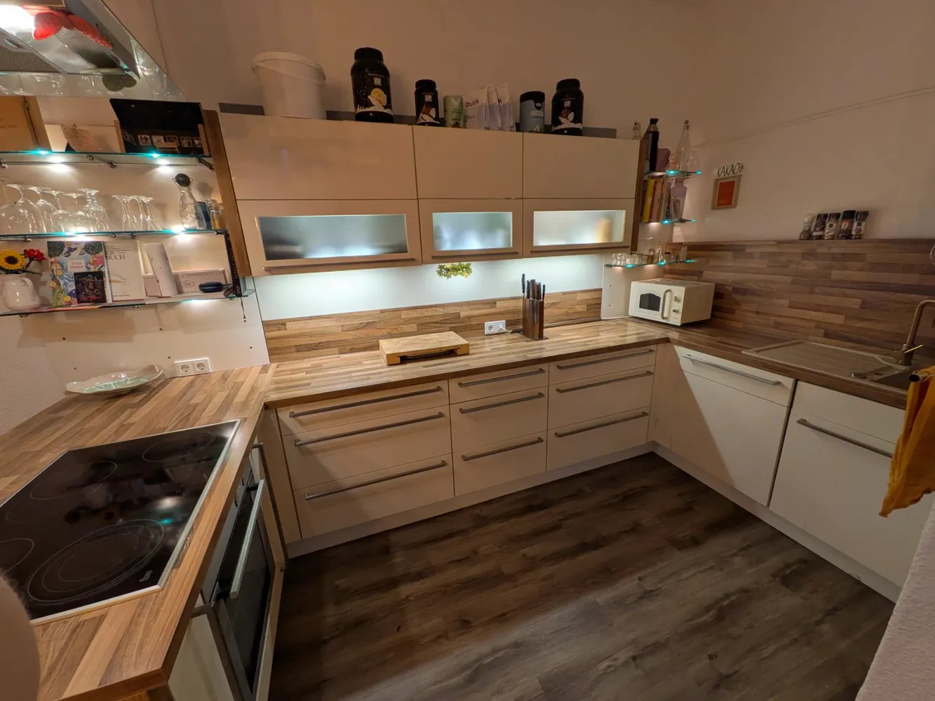 4 Zimmer Wohnung mit 120 m² in Köln – Bild 3