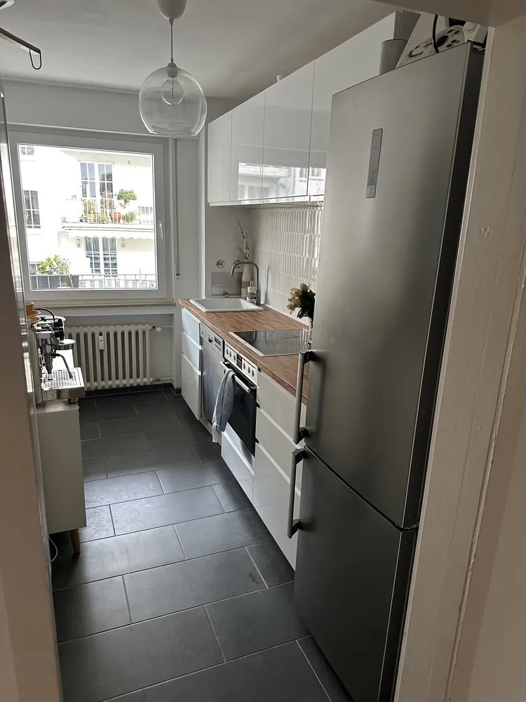 2 Zimmer Wohnung mit 94 m² in Köln – Bild 2