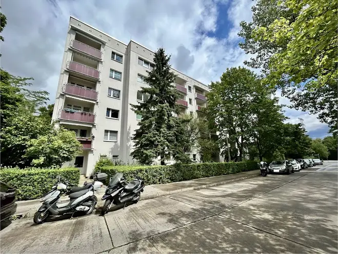 4 Zimmer Wohnung mit 75 m² in Berlin – Bild 1