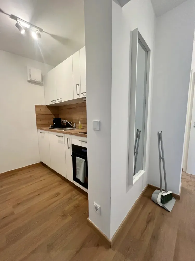 WG-Zimmer mit 15 m² in München – Bild 2