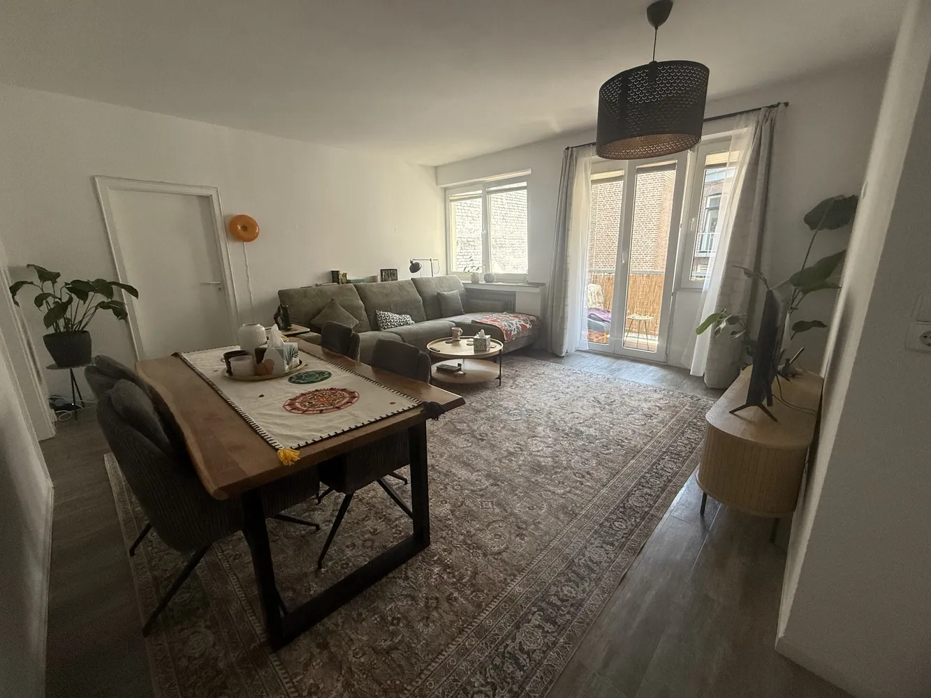 3 Zimmer Wohnung mit 90 m² in Köln – Bild 1