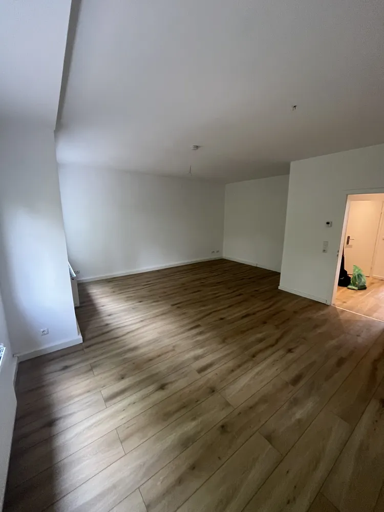 2 Zimmer Wohnung mit 70 m² in Köln – Bild 2