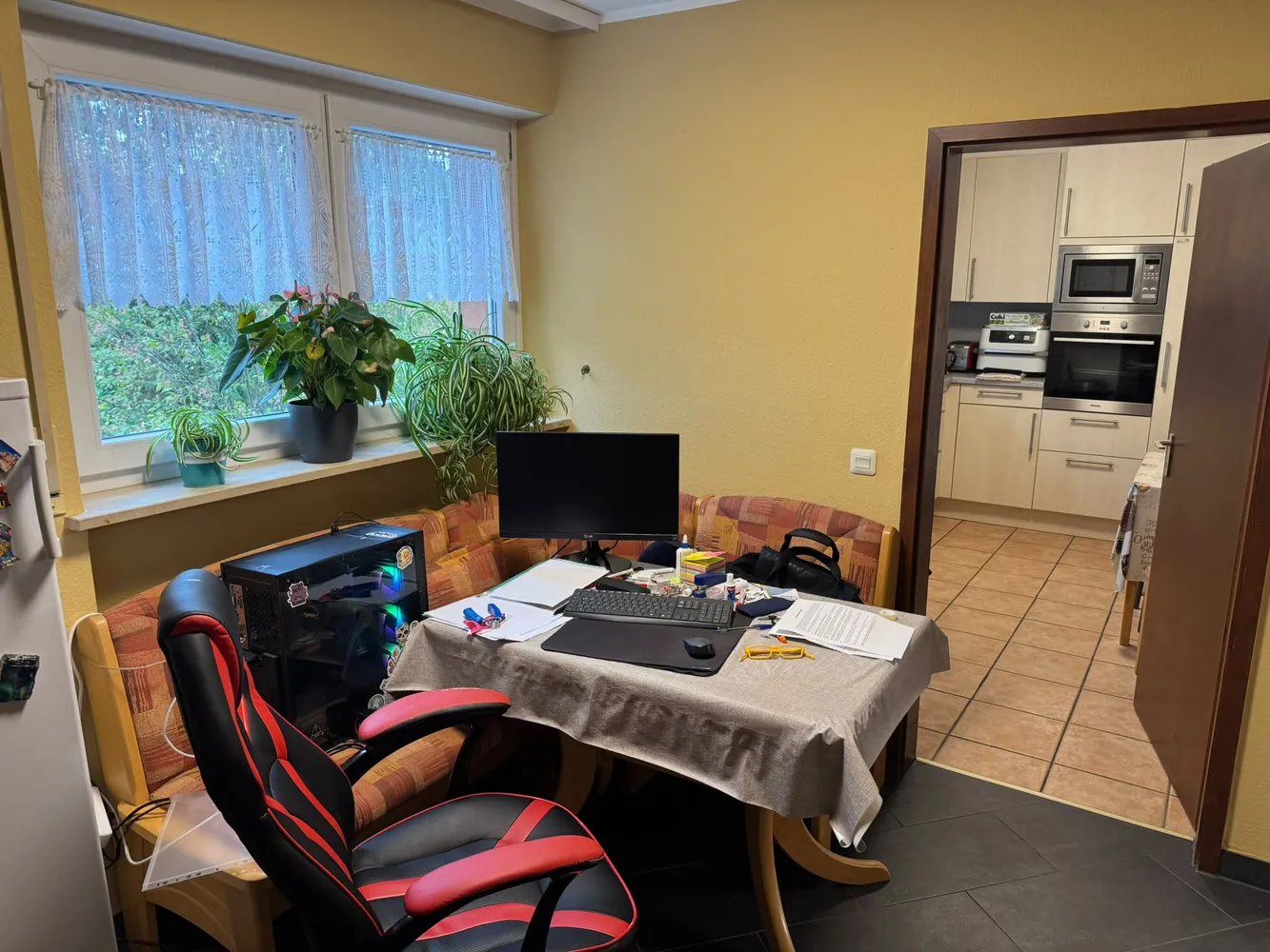 4 Zimmer Wohnung mit 100 m² in Nürnberg – Bild 3