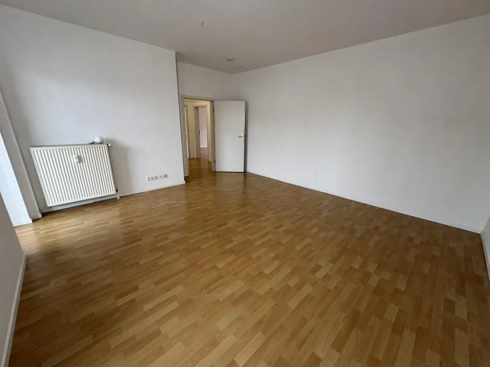 3 Zimmer Wohnung mit 92 m² in Gera – Bild 2
