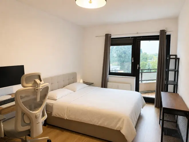 2 Zimmer Wohnung mit 70 m² in Düsseldorf – Bild 2