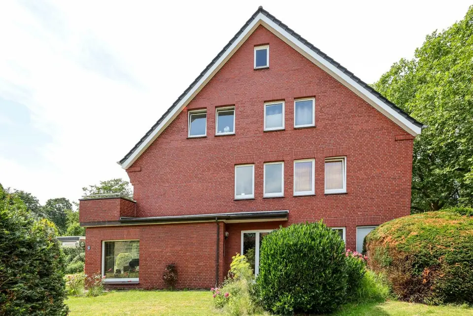 5 Zimmer Wohnung mit 130 m² in Wilhelmshaven – Bild 1