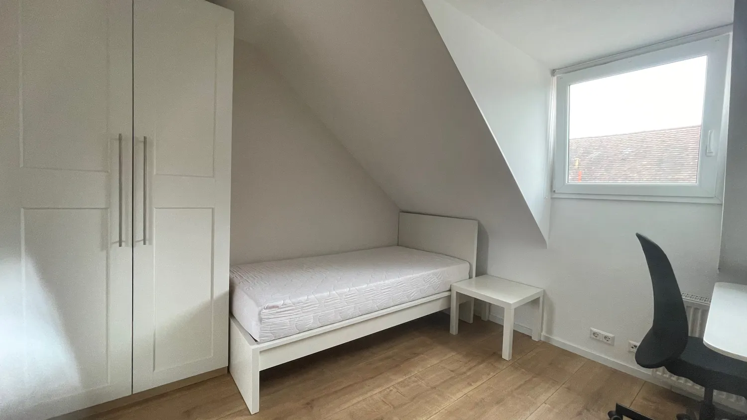 1 Zimmer Wohnung mit 17 m² in Karlsruhe – Bild 2