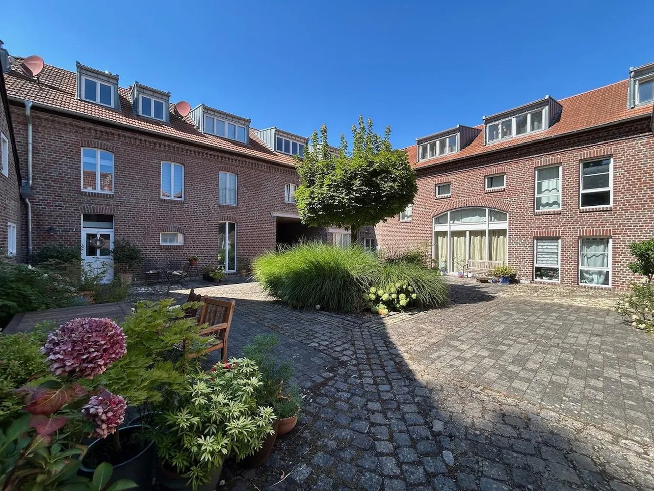 2 Zimmer Wohnung mit 70 m² in Viersen – Bild 2