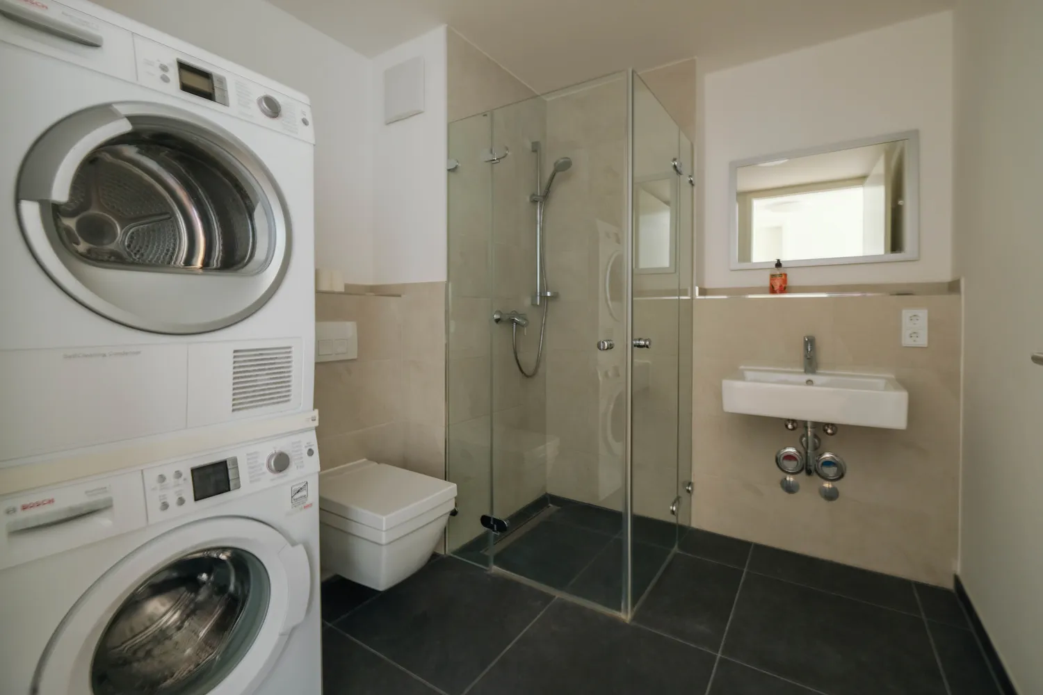 2 room apartment with 53 m² in Frankfurt am Main – Photo 9