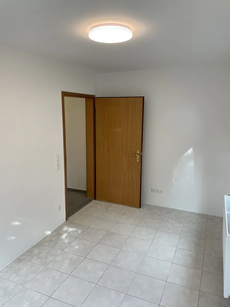4 Zimmer Wohnung mit 130 m² in Metzingen – Bild 4
