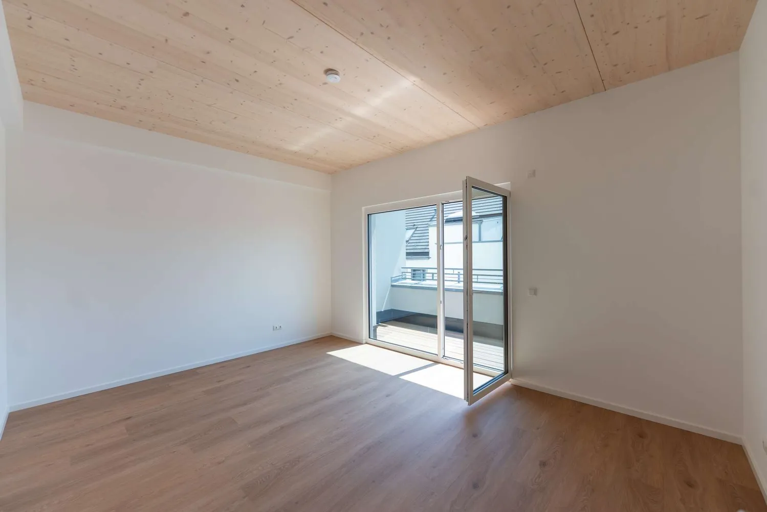 5 Zimmer Wohnung mit 213 m² in Jena – Bild 5