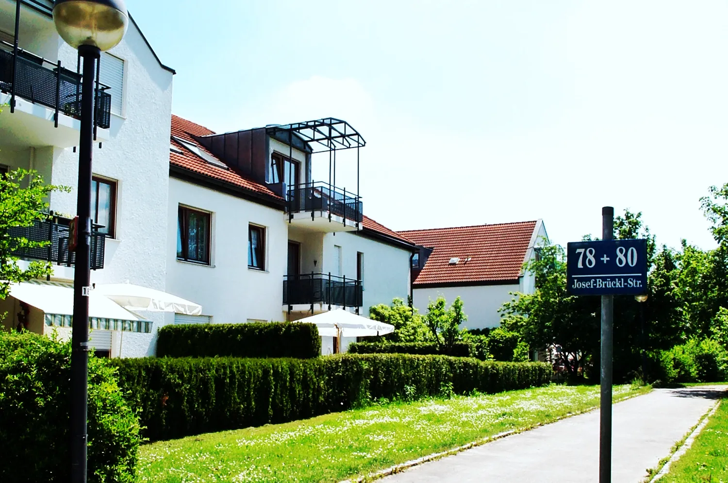 2 Zimmer Wohnung mit 80 m² in München – Bild 2