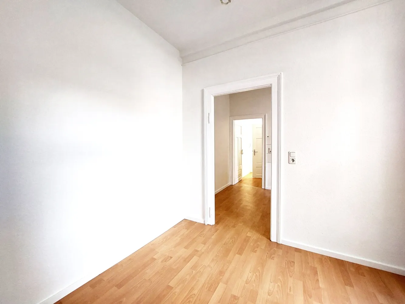 1 Zimmer Wohnung mit 27 m² in Wiesbaden – Bild 3