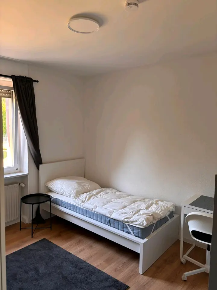 WG-Zimmer mit 13 m² in Saarbrücken – Bild 8