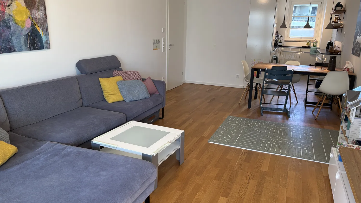 4 Zimmer Wohnung mit 95 m² in München – Bild 2