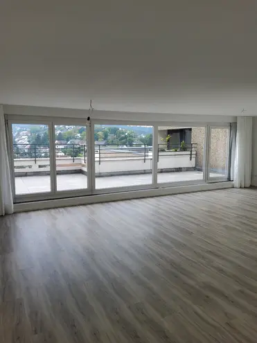 4 Zimmer Wohnung mit 124 m² in Stuttgart – Bild 3