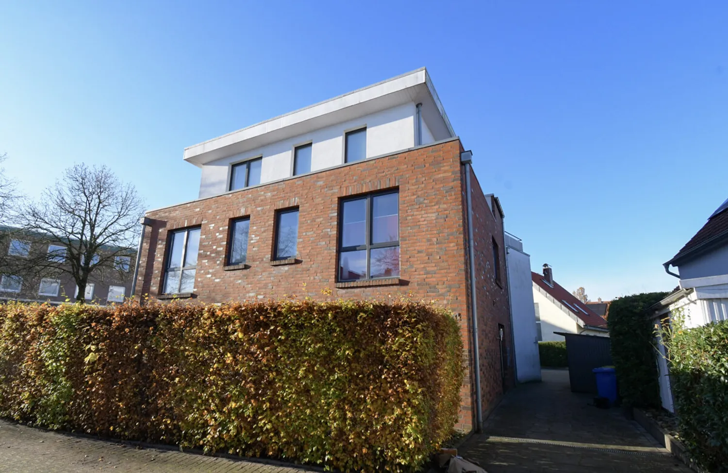 4 Zimmer Wohnung mit 127 m² in Oldenburg – Bild 1