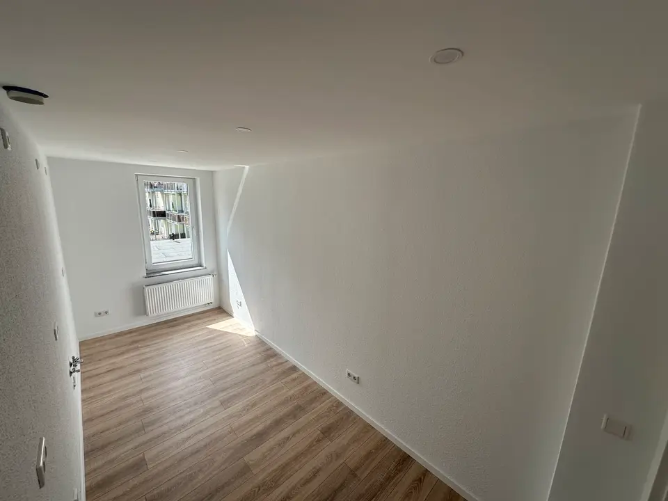 3 Zimmer Wohnung mit 75 m² in Köthen – Bild 3