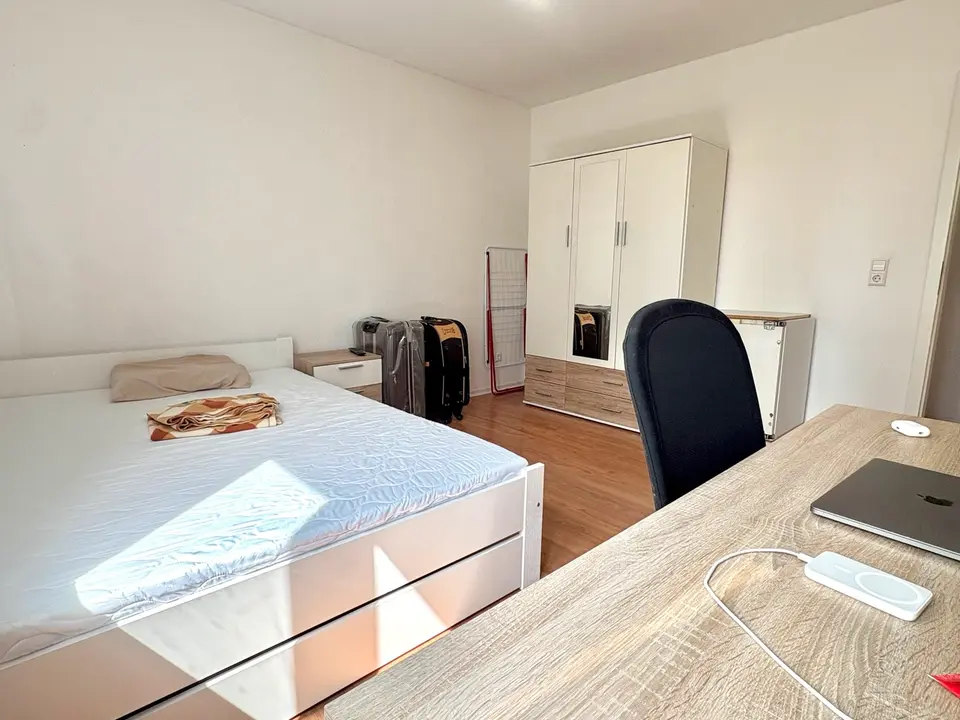 Shared room with 15 m² in Stuttgart – Photo 2