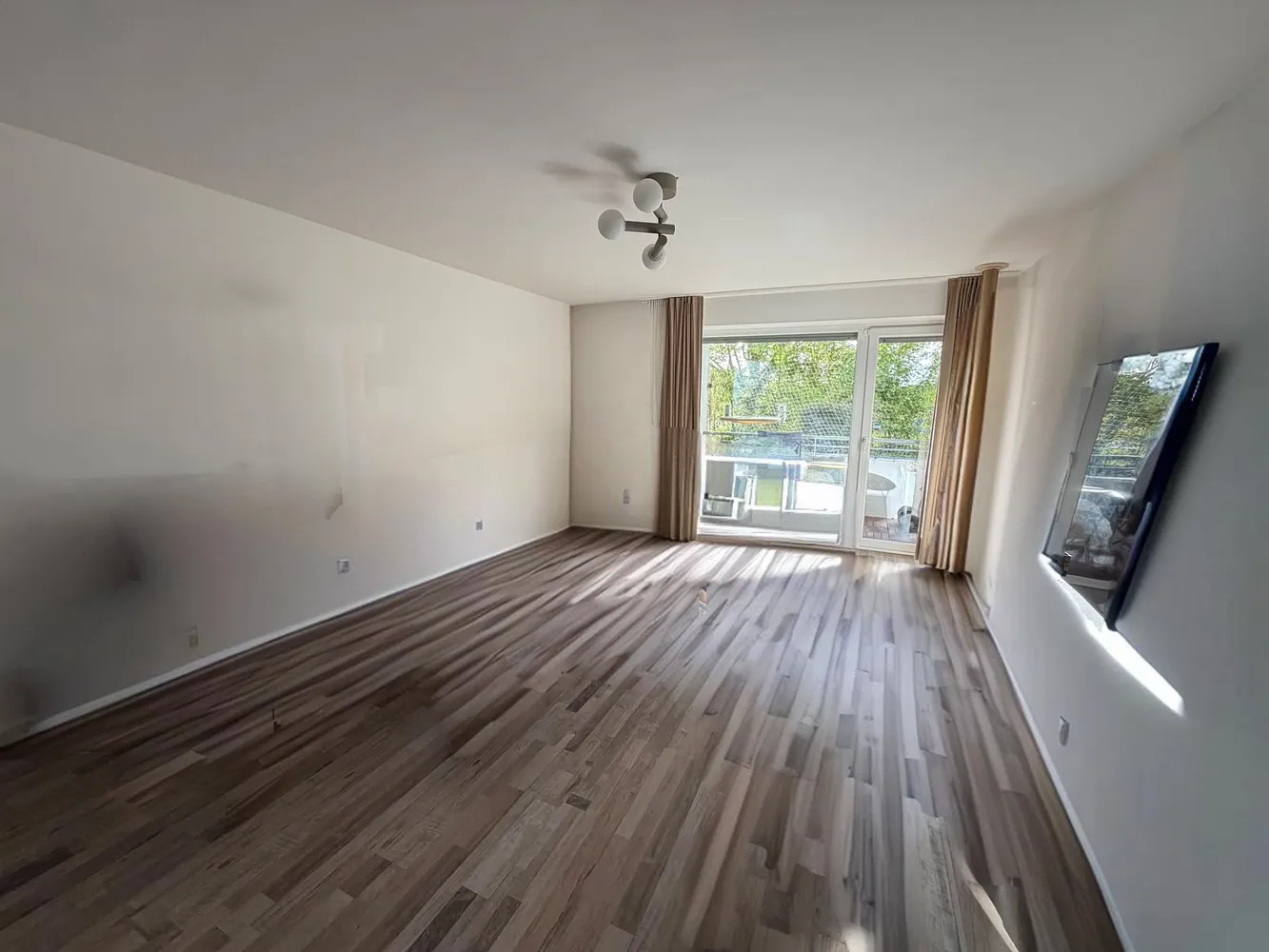 3 Zimmer Wohnung mit 92 m² in Frankfurt am Main – Bild 7