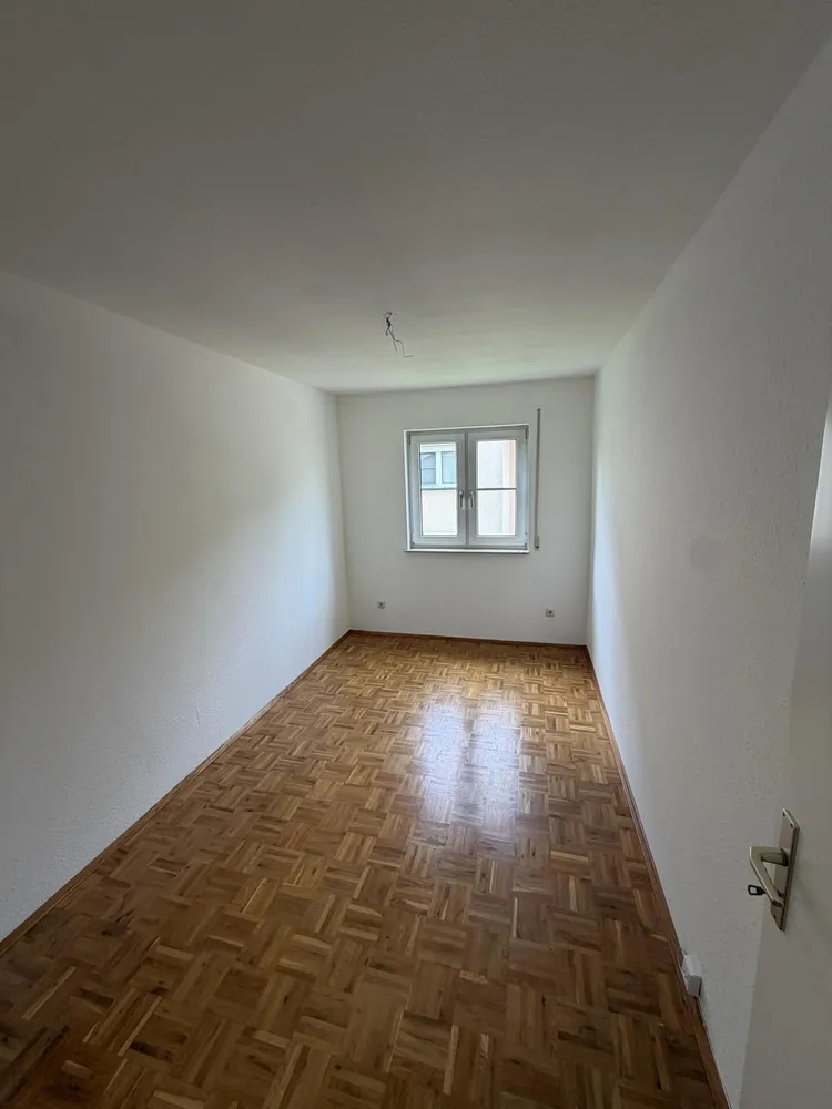 3 Zimmer Wohnung mit 92 m² in Kassel – Bild 4