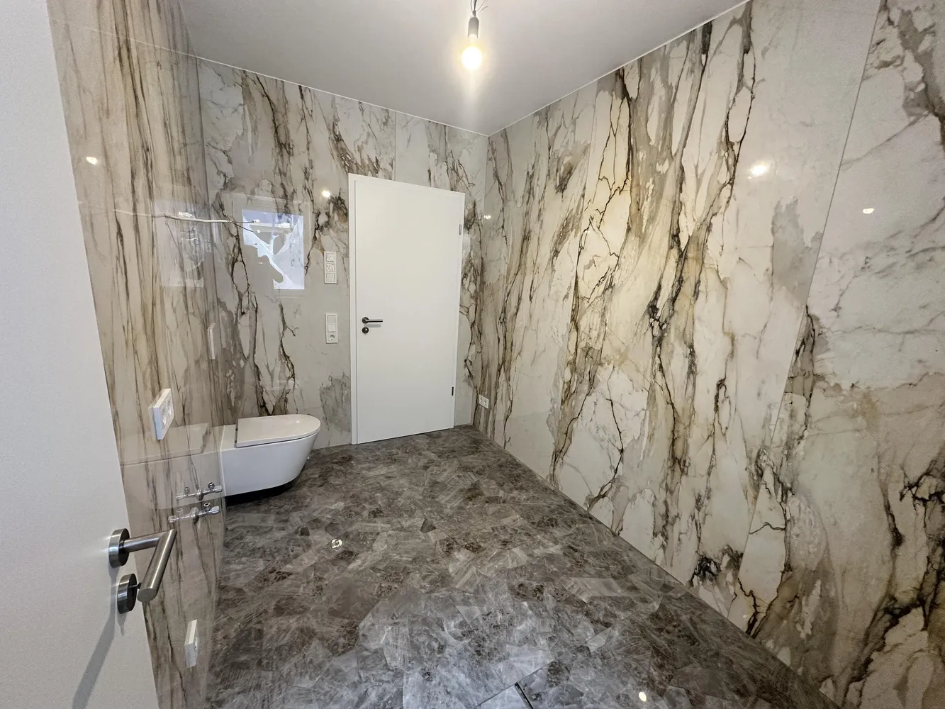2 Zimmer Wohnung mit 76 m² in Neuwied – Bild 10