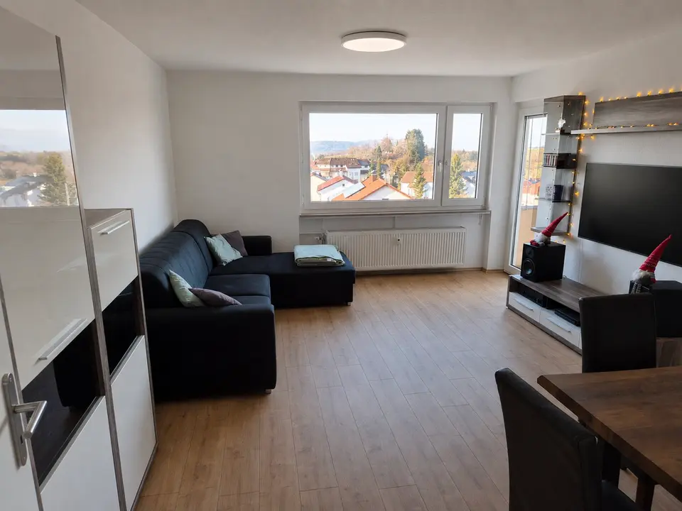 WG-Zimmer mit 56 m² in Metzingen – Bild 1