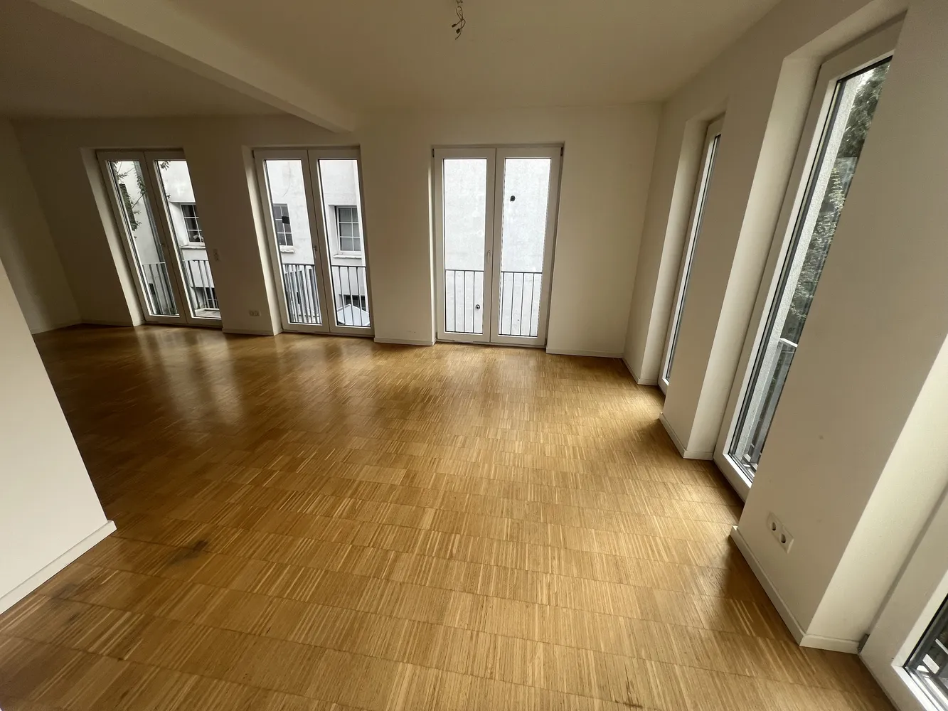 4 Zimmer Wohnung mit 89 m² in Hamburg – Bild 2