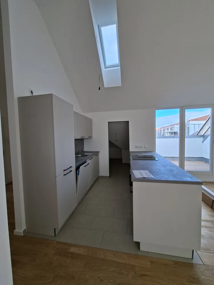 2 Zimmer Wohnung mit 67 m² in Berlin – Bild 2