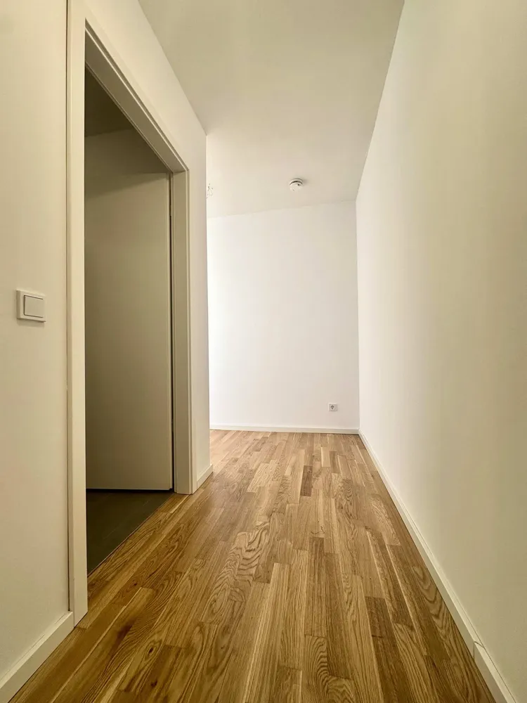 2 Zimmer Wohnung mit 65 m² in Berlin – Bild 4