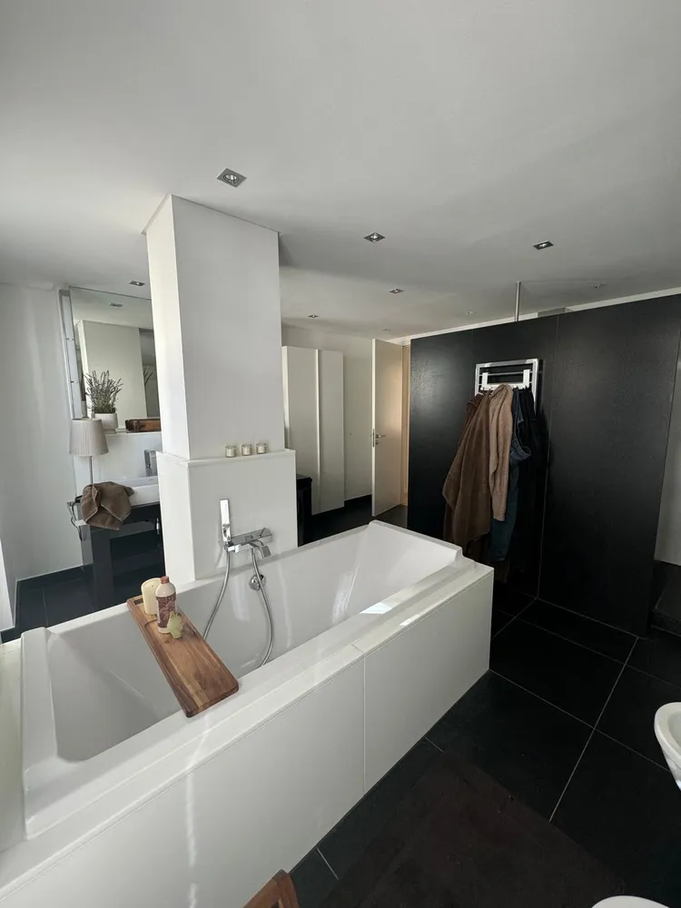 5 Zimmer Wohnung mit 165 m² in Frankfurt am Main – Bild 9