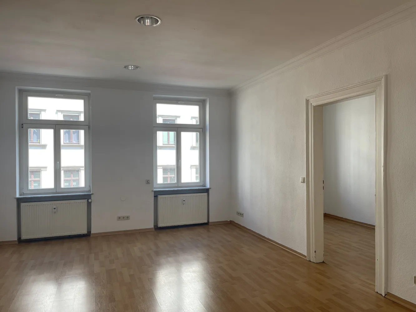 7 Zimmer Wohnung mit 140 m² in Leipzig – Bild 2
