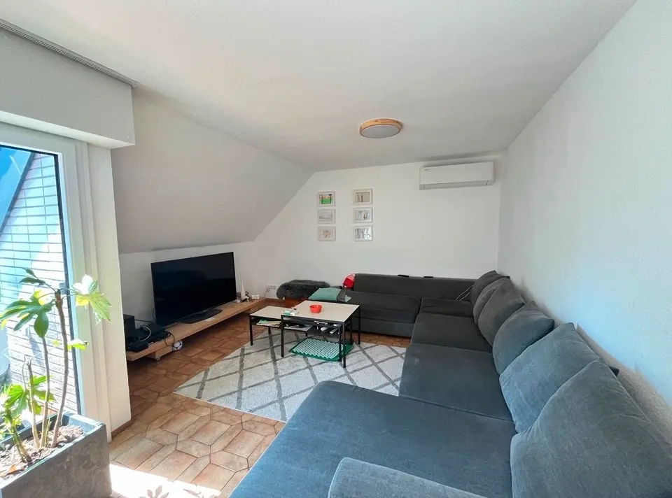 3 Zimmer Wohnung mit 100 m² in Krefeld – Bild 1