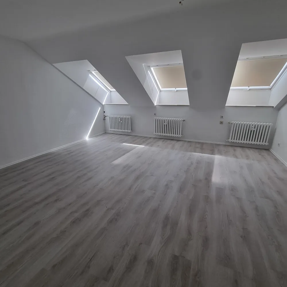 6 Zimmer Wohnung mit 187 m² in Krefeld – Bild 2
