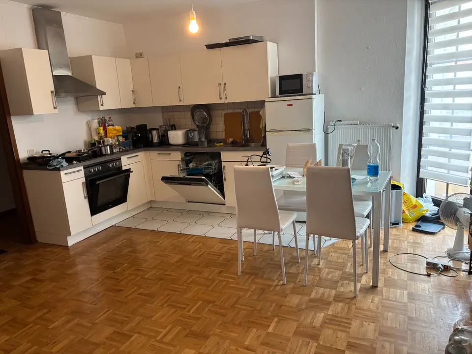 4 Zimmer Wohnung mit 90 m² in Saarbrücken – Bild 3