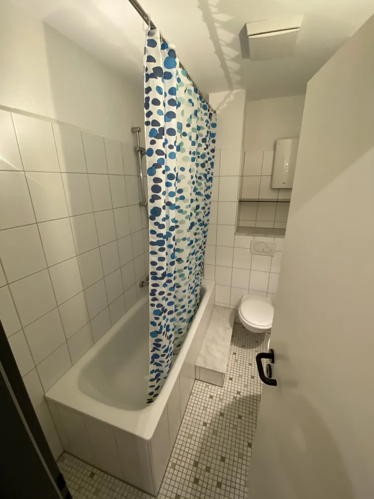1 room apartment with 38 m² in Bonn – Photo 11
