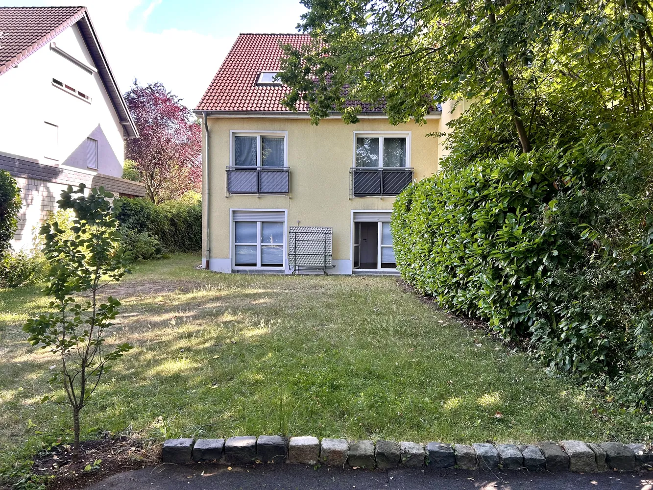 4 Zimmer Wohnung mit 98 m² in Bergisch Gladbach – Bild 2