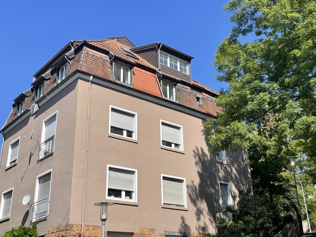 3 Zimmer Wohnung mit 112 m² in Saarbrücken – Bild 1