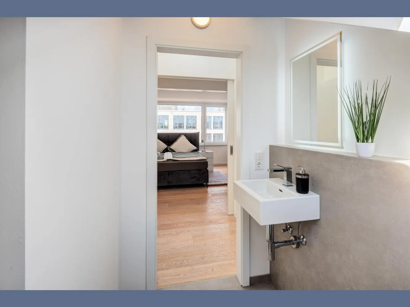 2 room apartment with 93 m² in Munich – Photo 11