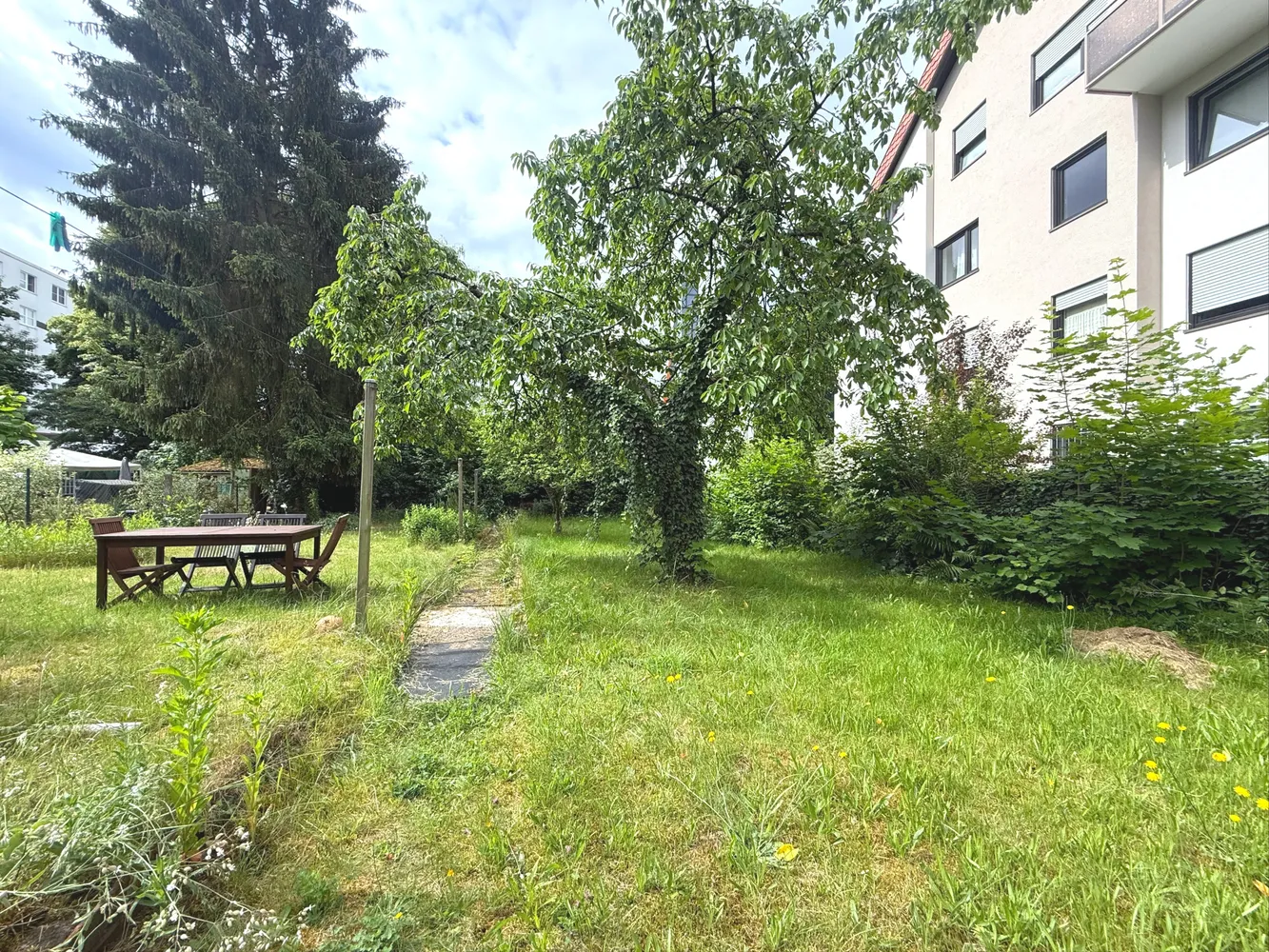 3 Zimmer Wohnung mit 122 m² in Homburg – Bild 1