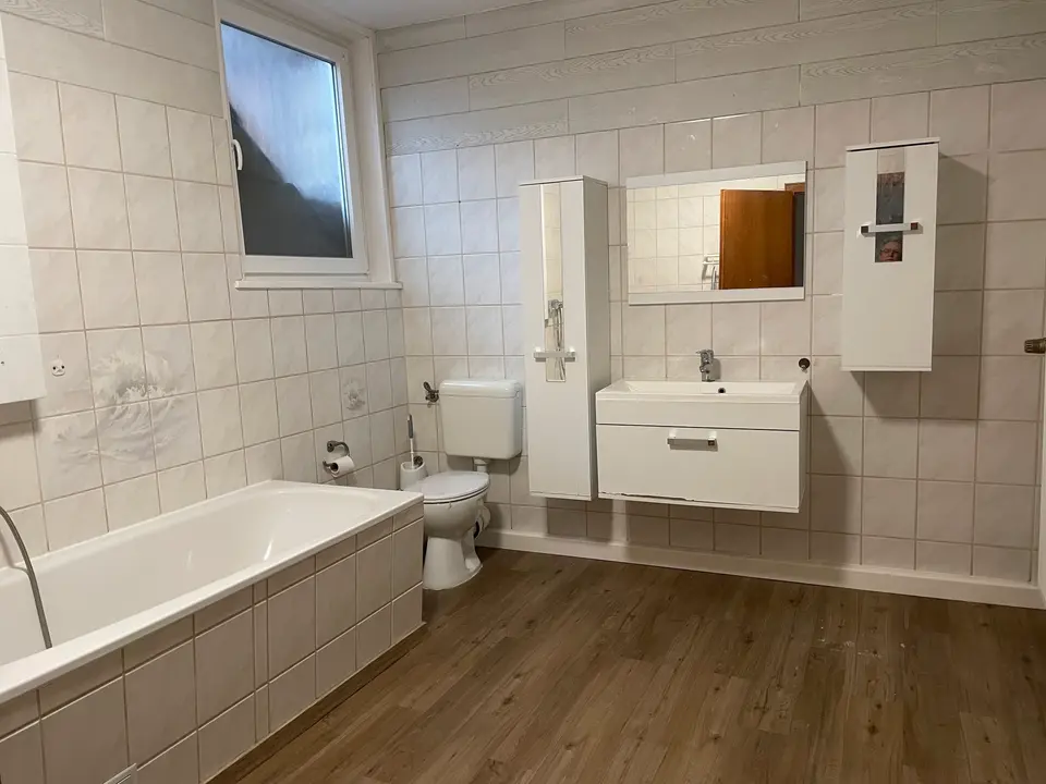 5 Zimmer Wohnung mit 145 m² in Eschwege – Bild 4