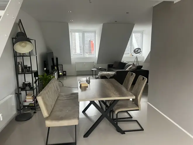 3 Zimmer Wohnung mit 120 m² in Düsseldorf – Bild 2