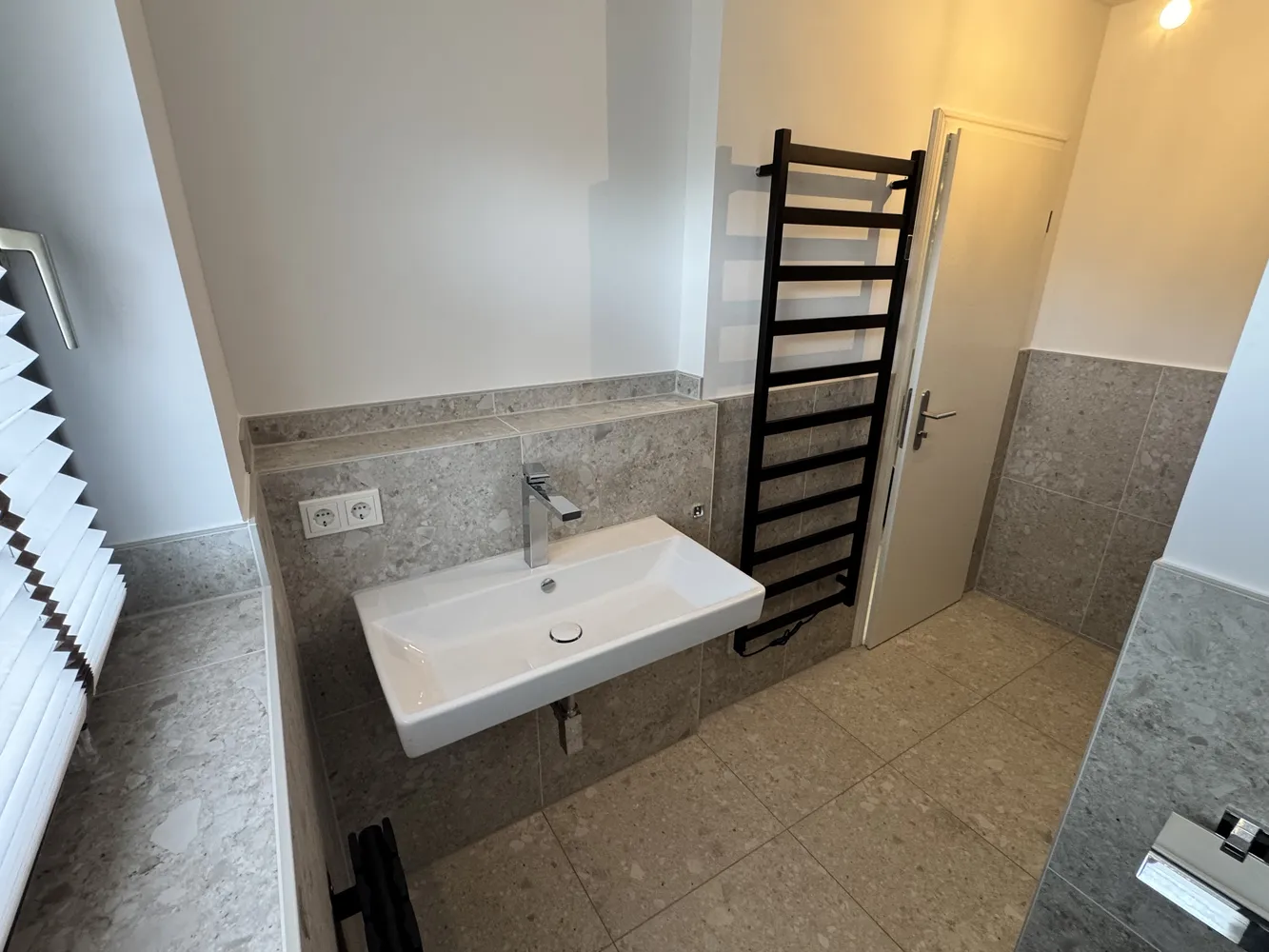 4 Zimmer Wohnung mit 130 m² in Kerpen – Bild 2