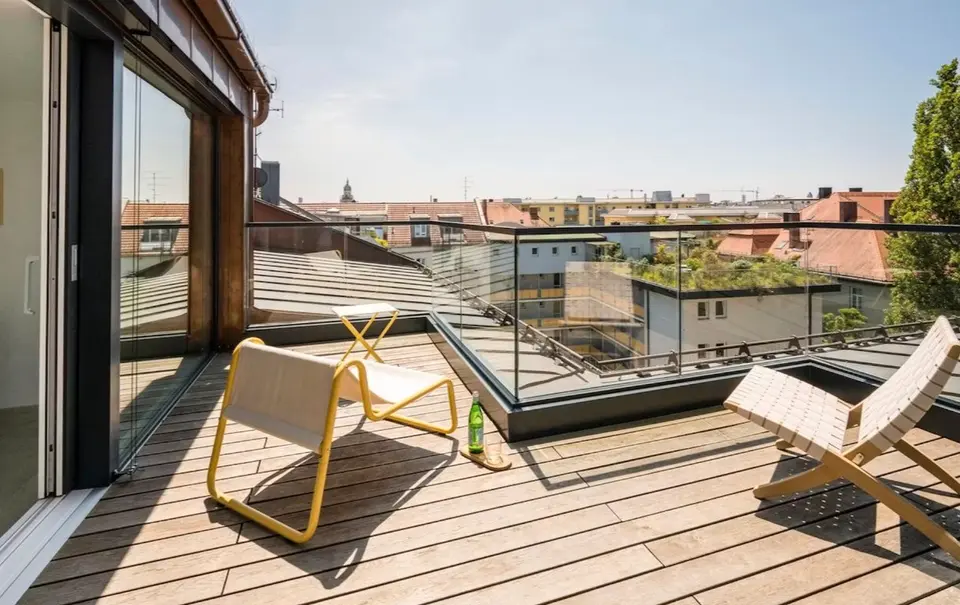 2 Zimmer Wohnung mit 82 m² in München – Bild 4