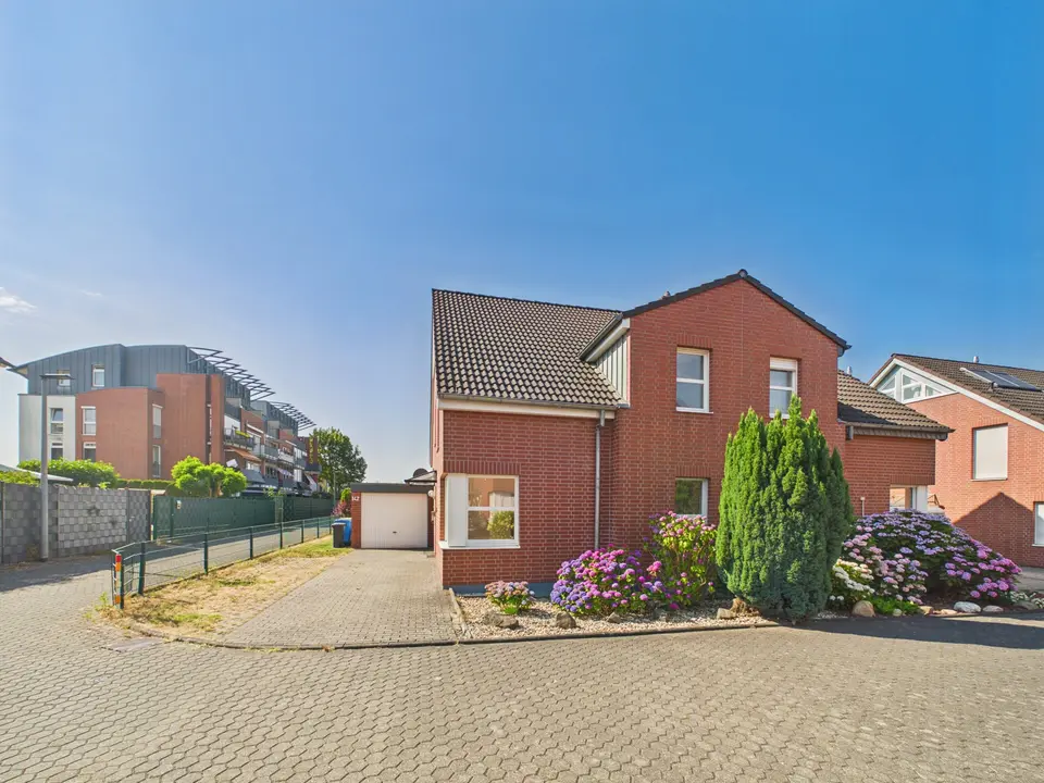 7 Zimmer Haus mit 133 m² in Bergheim – Bild 2