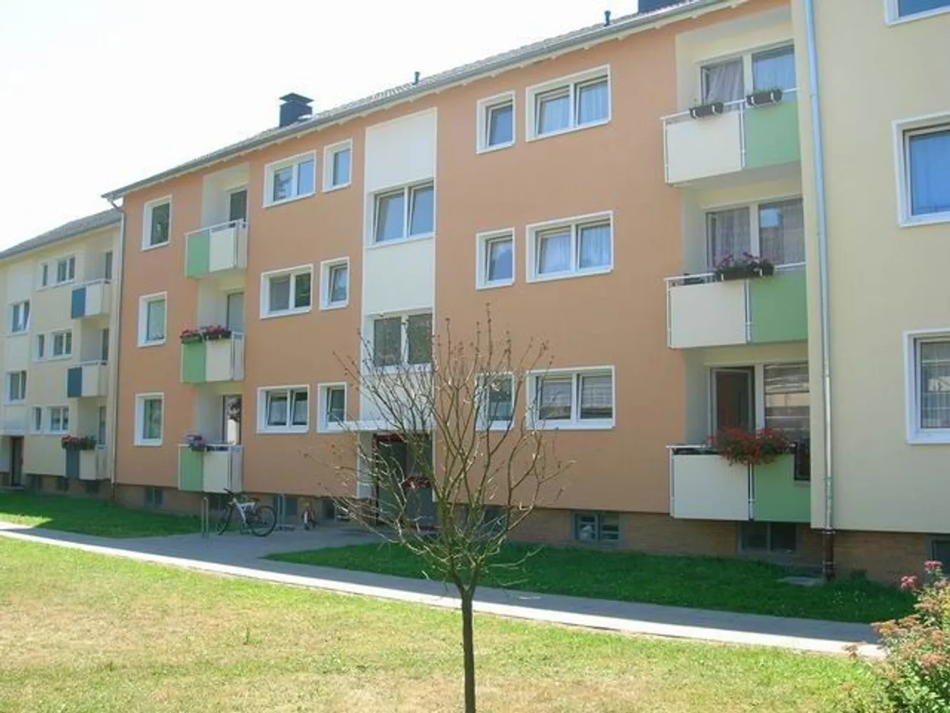 2 Zimmer Wohnung mit 60 m² in Detmold – Bild 3