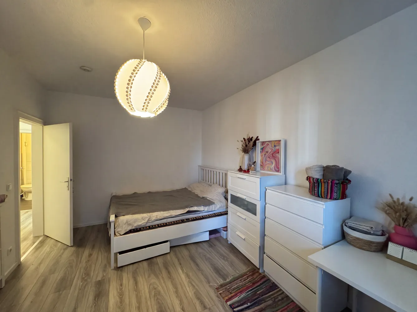 2 Zimmer Wohnung mit 55 m² in Düsseldorf – Bild 3