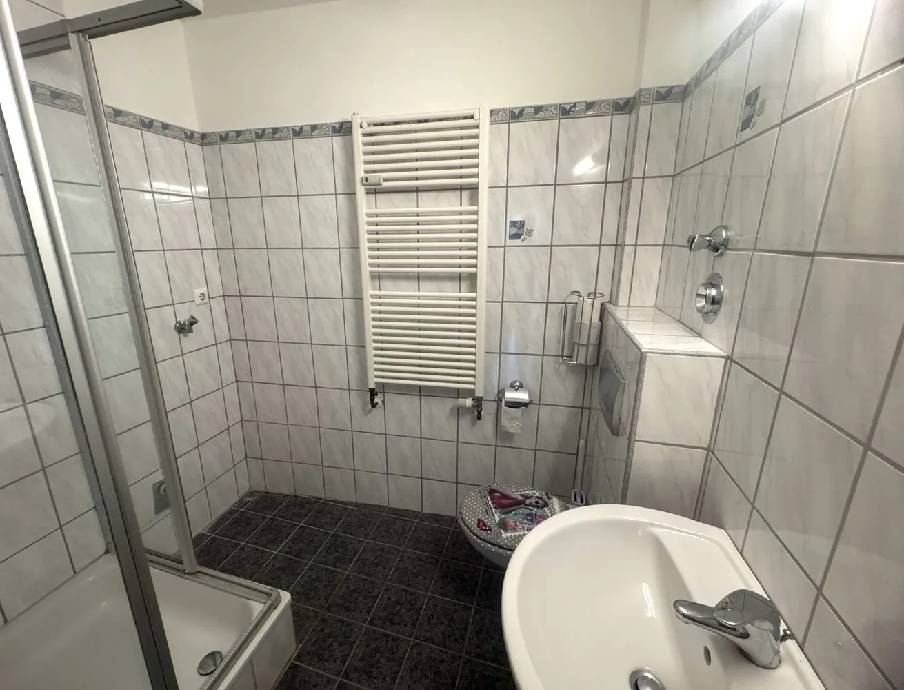 2 Zimmer Wohnung mit 62 m² in Duisburg – Bild 4